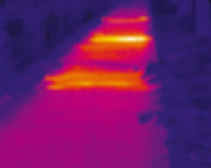 地域暖房（地中網での漏れ） 